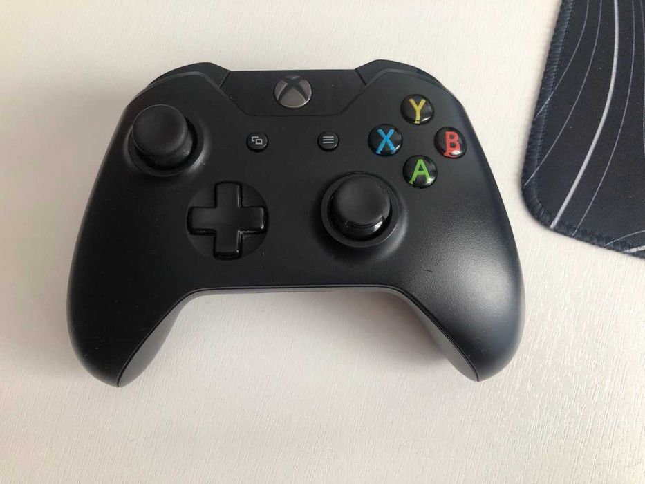 Геймпад Xbox One (One/S/X)