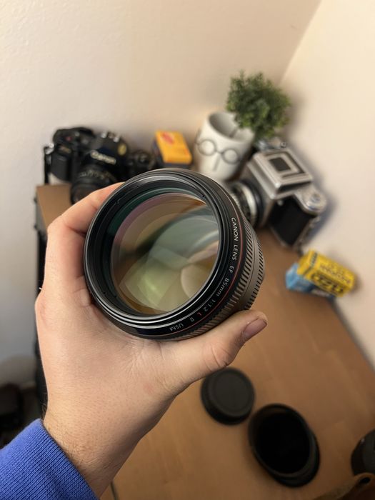 Canon EF 85 1.2L