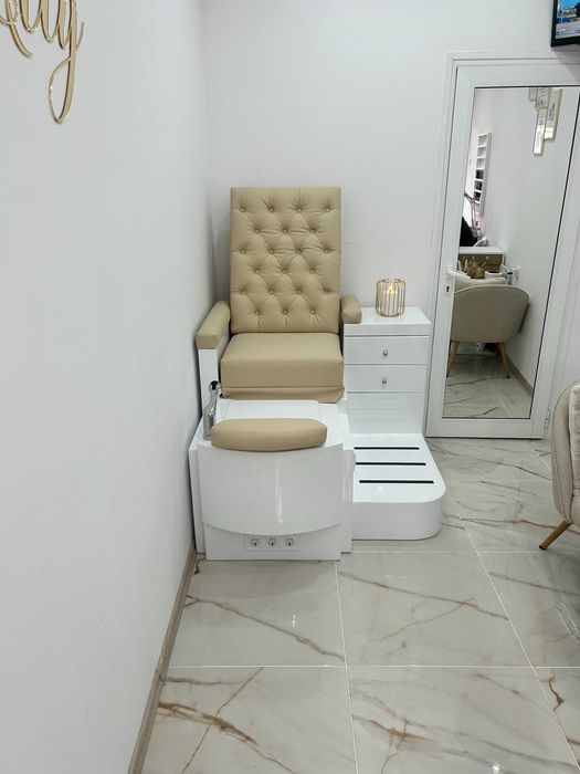 педикюрен стол професионален с хидромасажи от производител