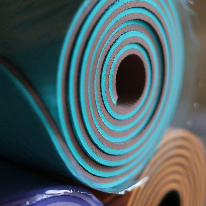 Йога мат постелка/шалте за йога/тренировки НОВИ