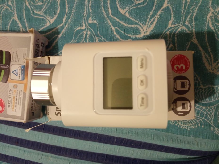 Termostat electronic pentu calorifer