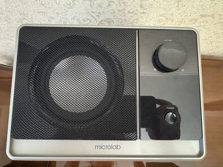 Продам НОВЫЕ акустические  колонки «Microlab» M600, Оригинал.