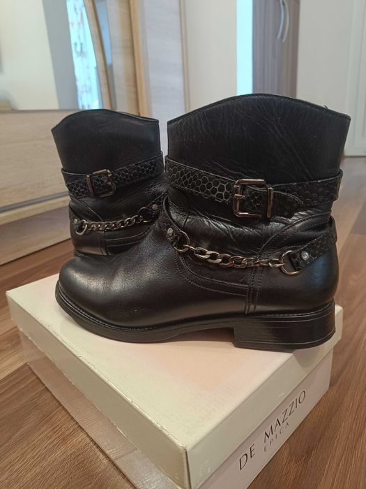 Ghete de piele in stare buna