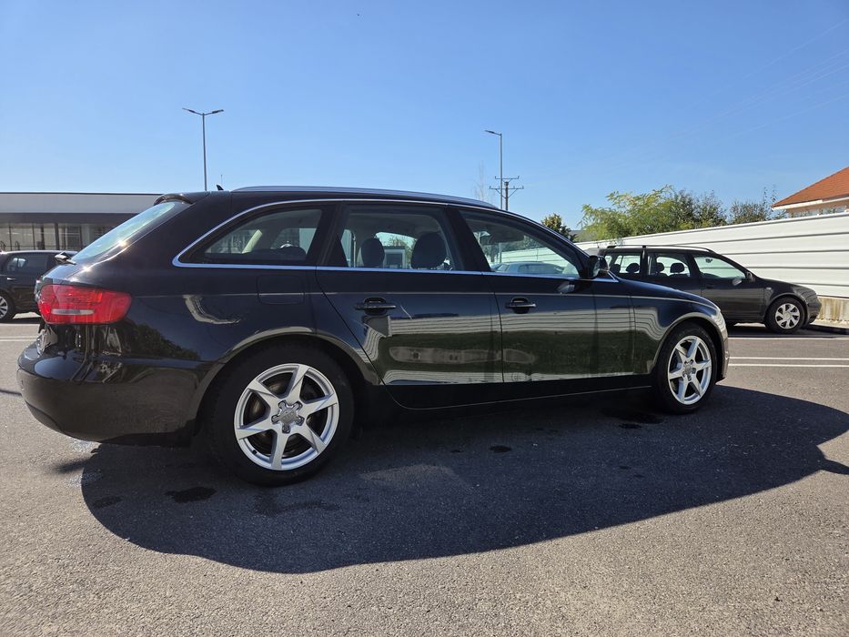 AUDI A4 B8 Avant