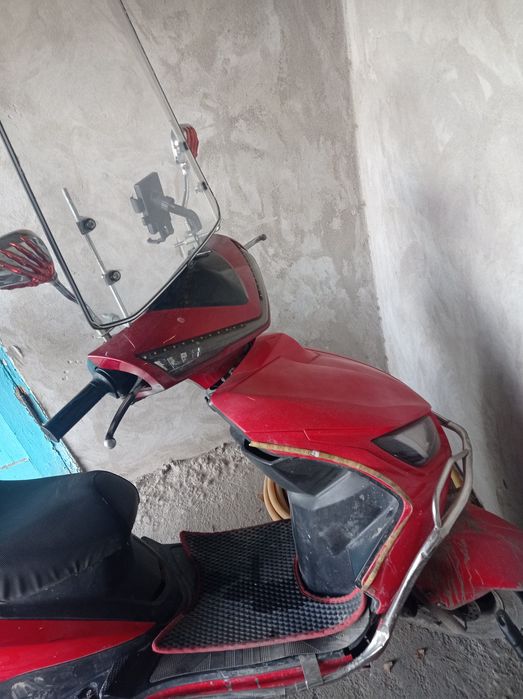 Мопед сатылпды 150000