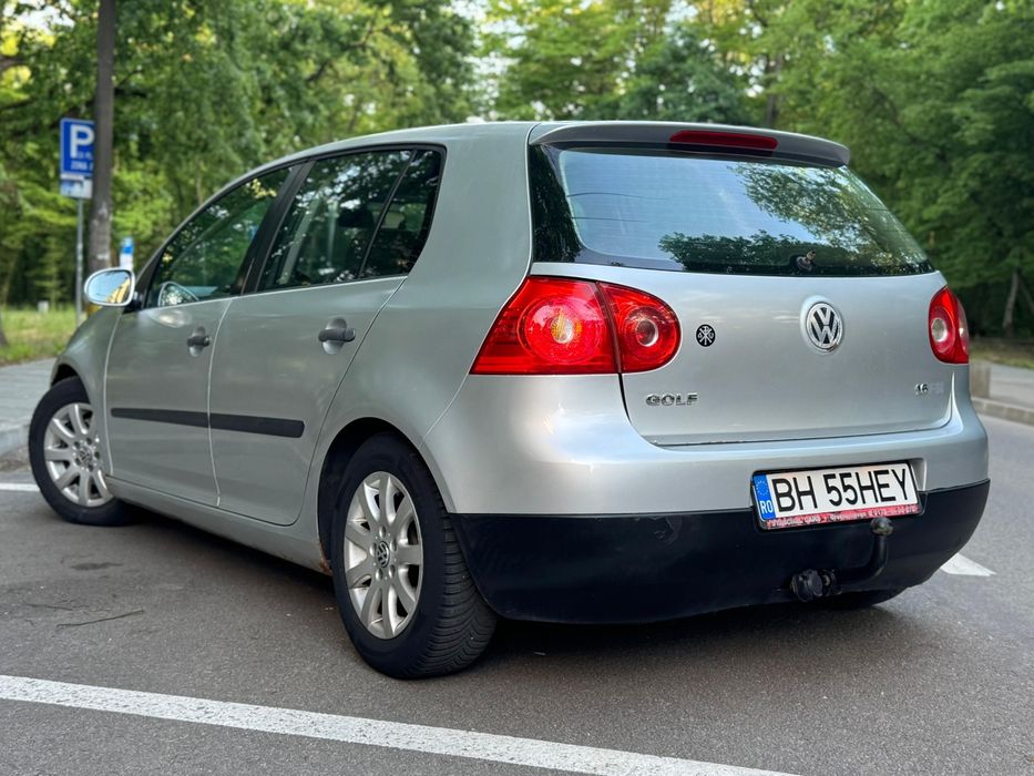 VW Golf 5 | 1.6 FSI (115 CP) | 6 Trepte | Navigație & Climatronic