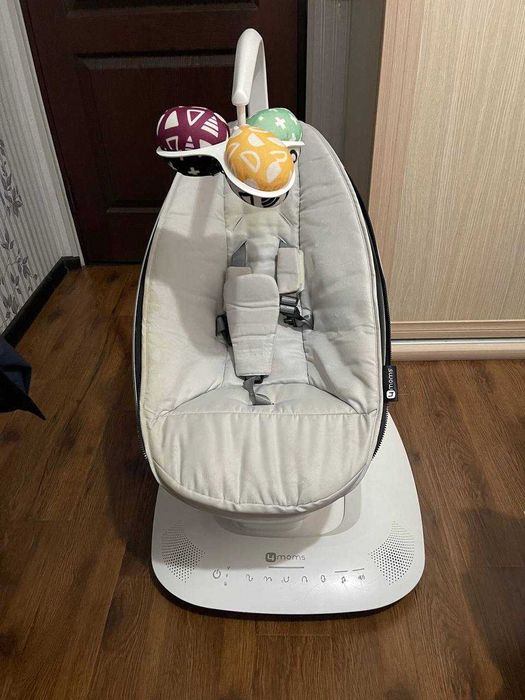 Электронная качалка mamaroo 5