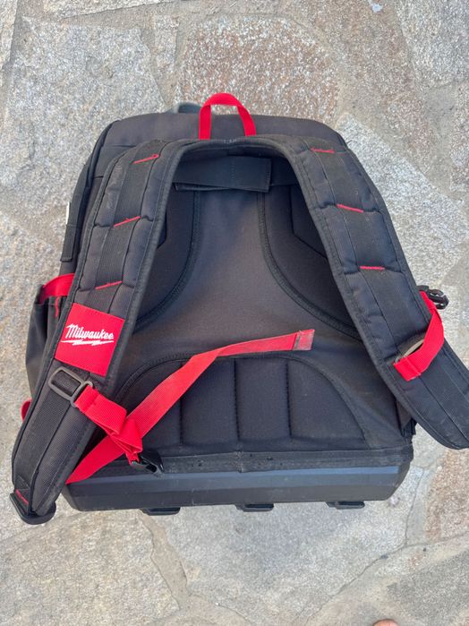 Милуоки чанта и раница за инструменти Milwaukee tool box