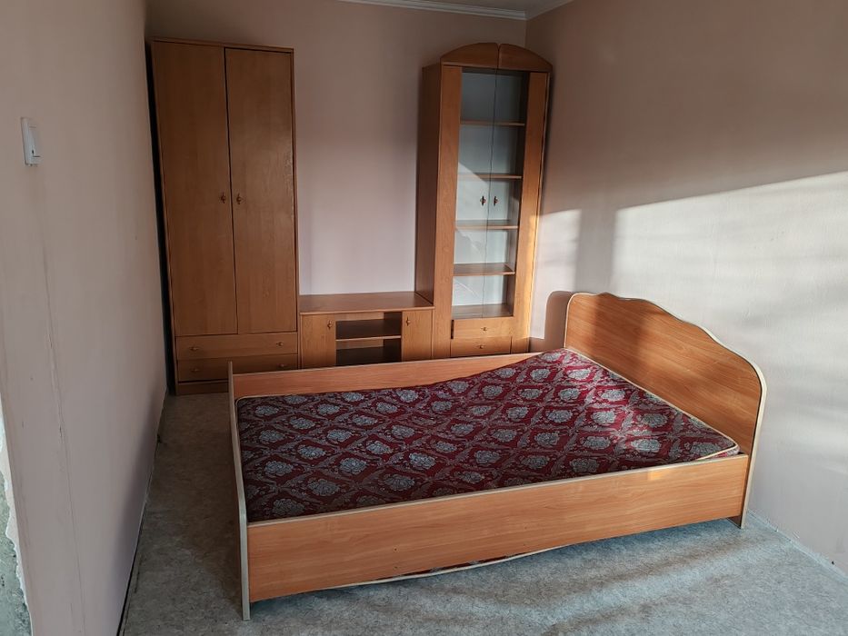 Спальный уголок с кроватью