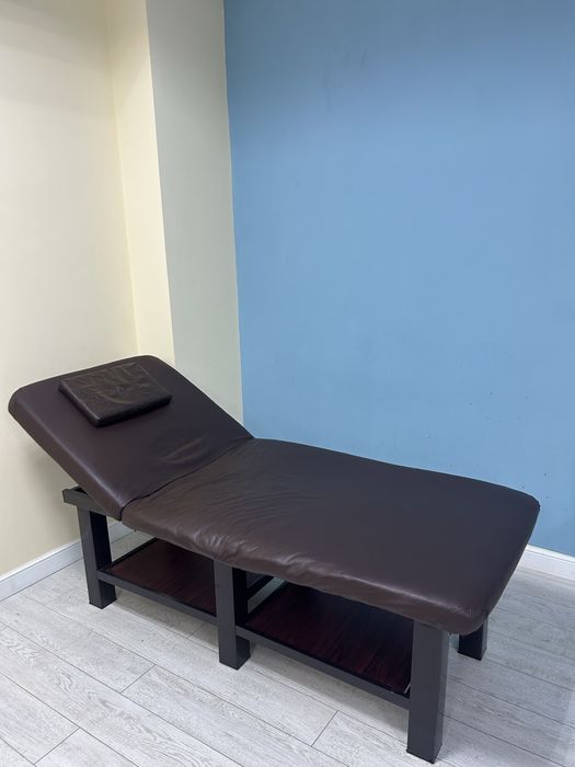 Продаётся медицинская кушетка!