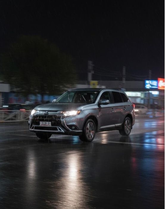Mitsubishi Outlander (2019)
