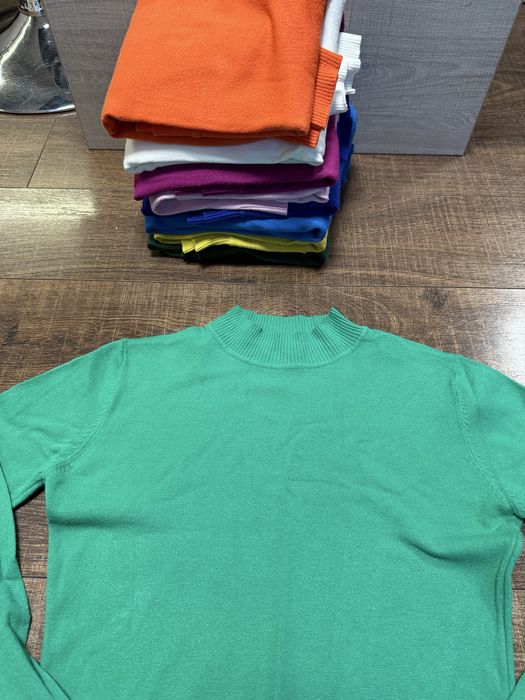 Дамски меки блузки 9 бр. за 20 лв. общо