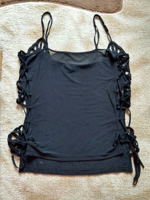 o bluza si o fusta de ocazie