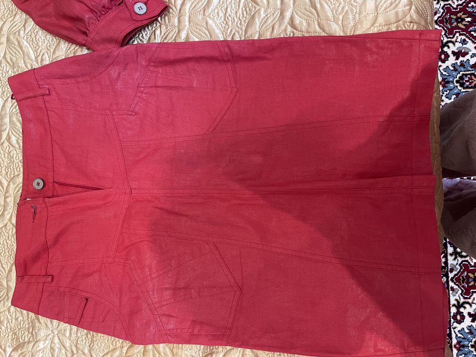 Костюм с юбкой