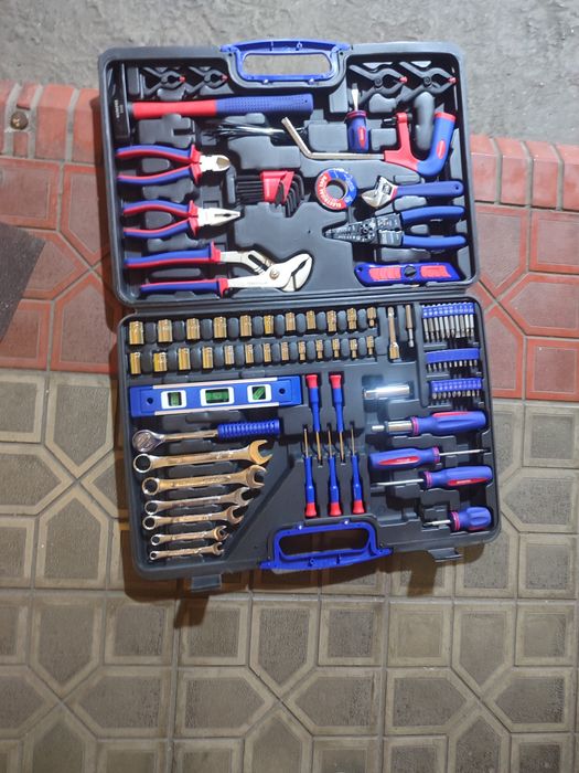 Набор инструмента.