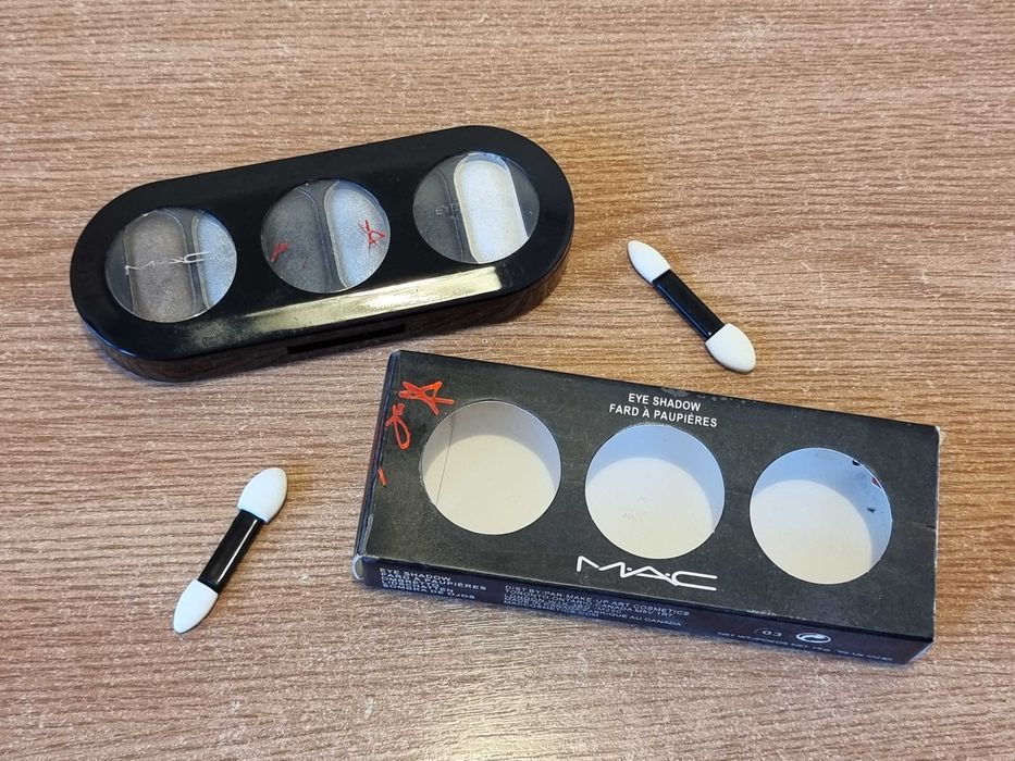 Fard pleoape MAC, Eye Shadow 6 culori, nr.03 226