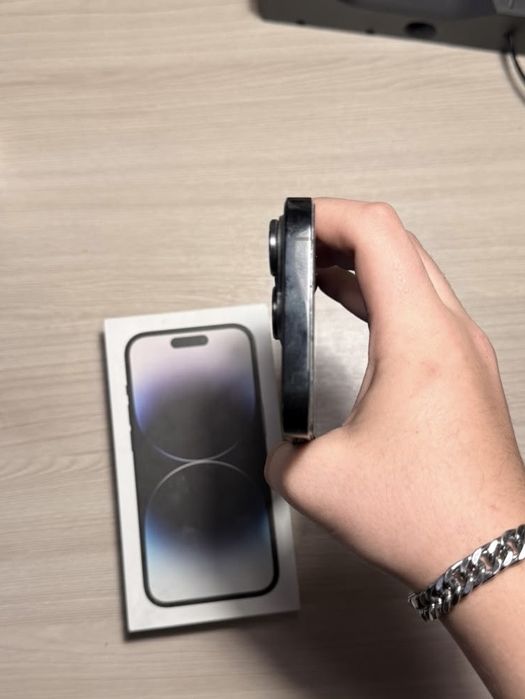 iPhone 14pro 256gb