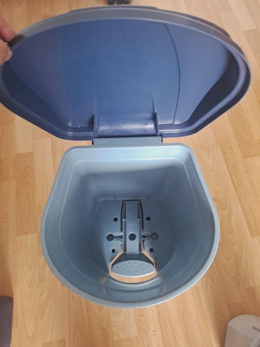 Контейнеры для мусора