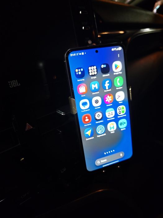 Samsung S23fe продам