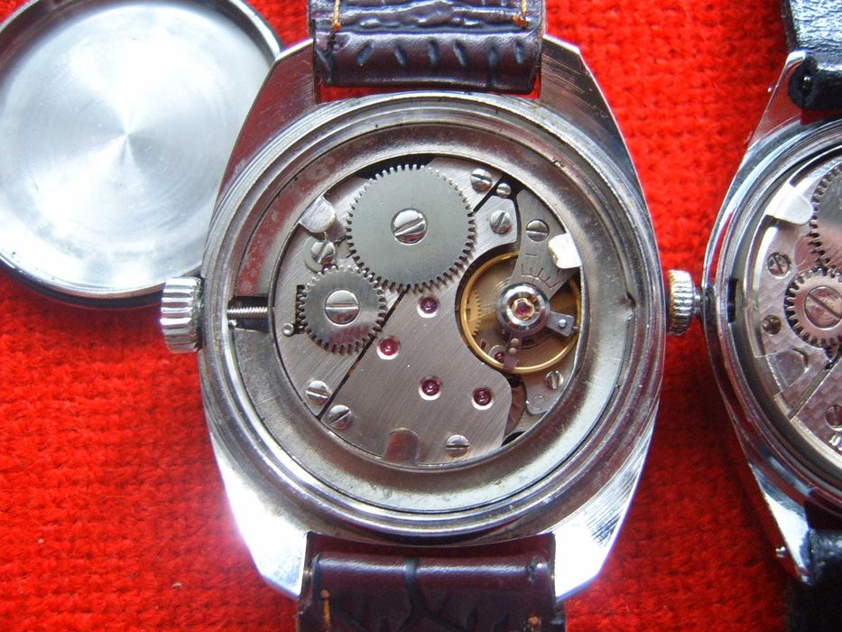 Швейцарски ретро механични часовници - перфектни!