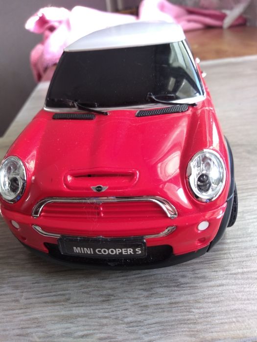 Лот три броя Mini Cooper