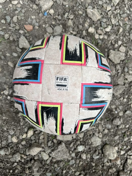 Vand minge Adidas Euro 2000