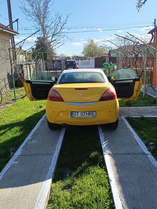 Opel tigra decapotabila