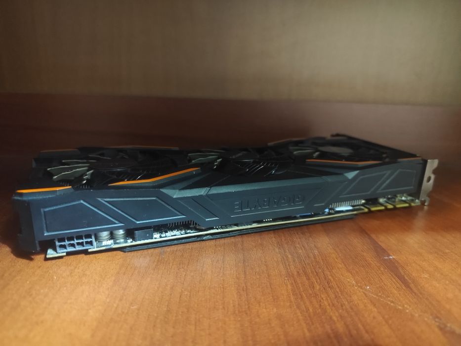 Продам видеокарту в отличном состоянии