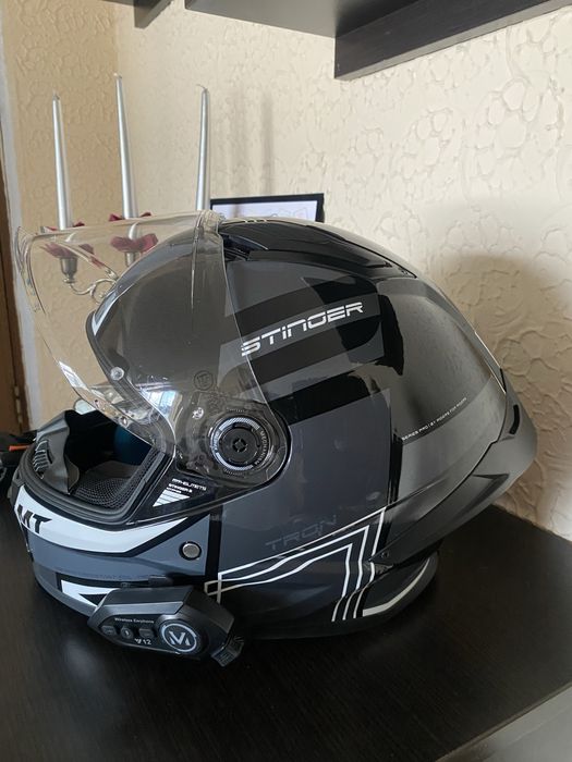 Cască Moto MT + mănuși + intercom