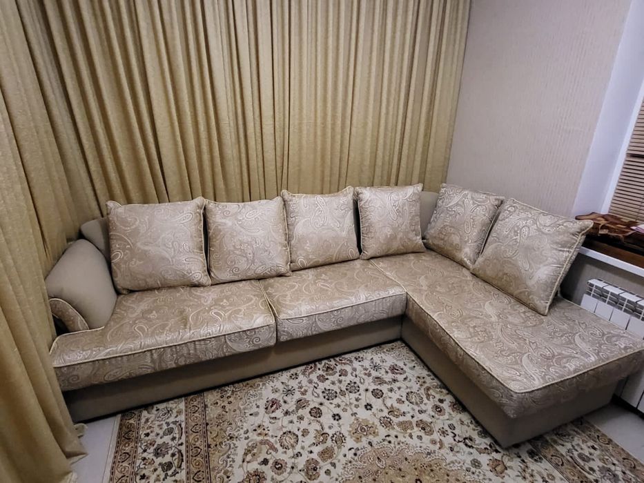 Угловой диван