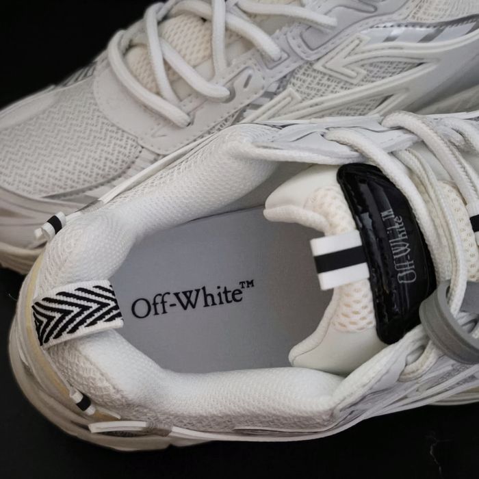 OFF-WHITE Be Right Back