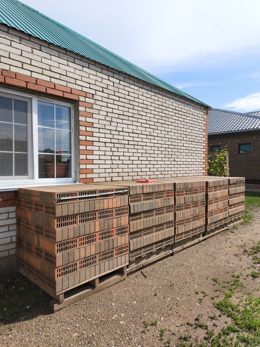 Продам облицовочный кирпич