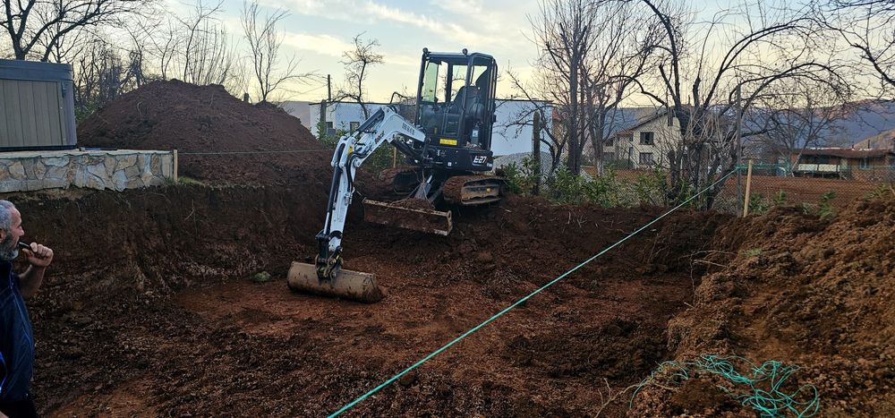 Услуги с мини багер Бобкат