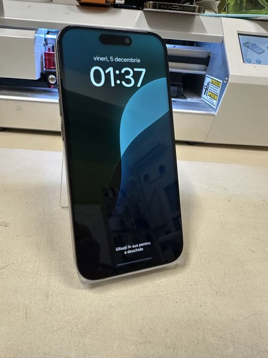 Iphone 15 pro / 128 gb / garantie