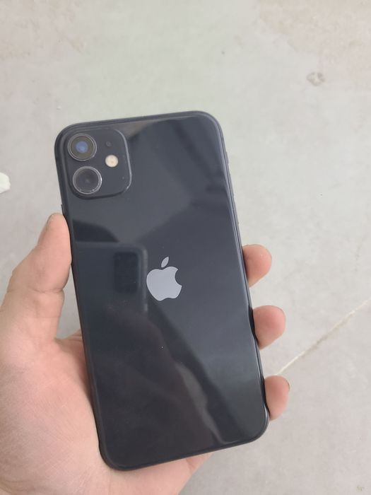 Iphone11 kafoloti bilan