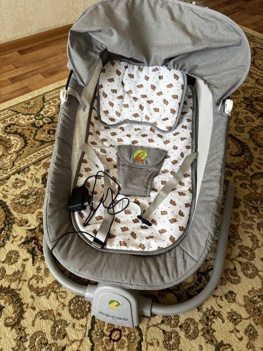 Продам детский шезлонг