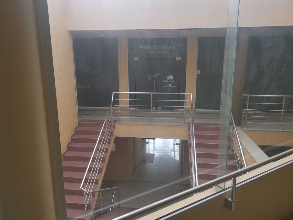 Дава ПОД НАЕМ или Продава МАГАЗИН - 28 кв.м. - комплекс Родина - 200лв