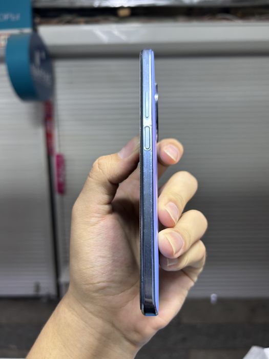 Huawey y 90.