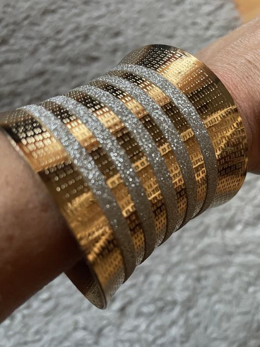 Bijuterii si gablonțuri