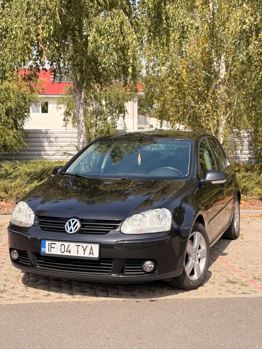 Volkswagen Golf 5 / 1.6 MPI Benzina / 2009