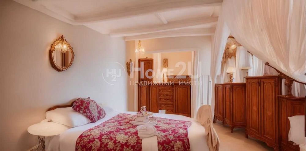 Продава се Хотел в Балчик - 1300 кв.м за 700 €/кв.м - Снимка #5