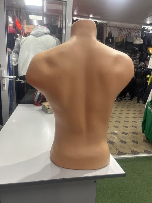 Продам мужские маникены с доставкой