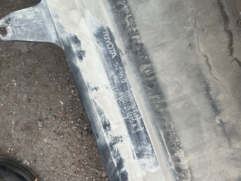 Задний бампер Lexus RX300 оригинал