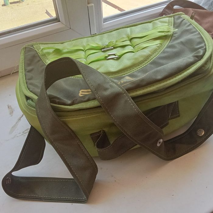 Продаю коляску вместе с сумкой