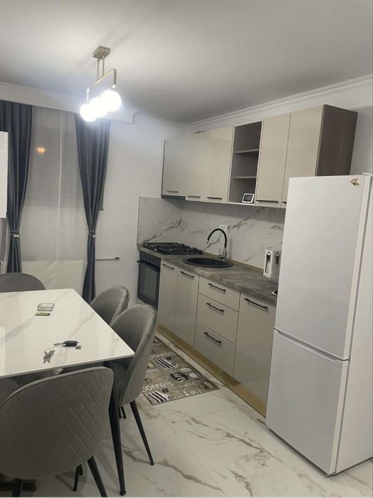 Apartament 3 camere de vânzare – zona Crihala / Dunărea