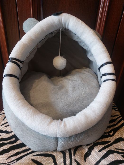 Кошачий домик, лежанка