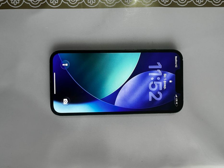 Айфон 13 сатылады