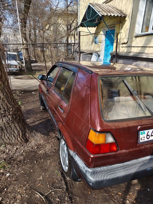 Продам Volkswagen Golf 2, 1990 г.