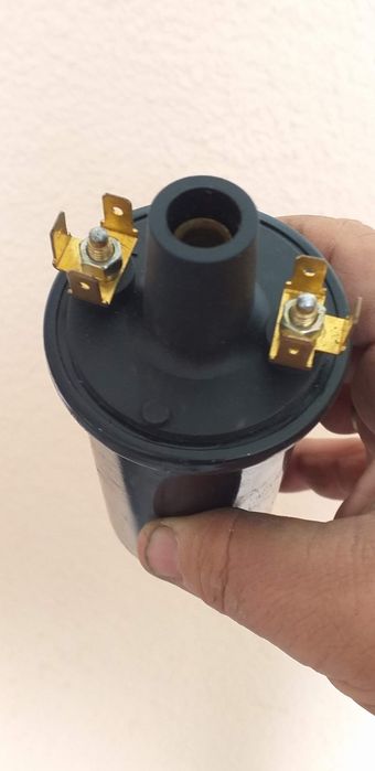 Запалителна бобина 12 волта нова магнет марели