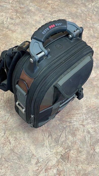 Набор электрика продается